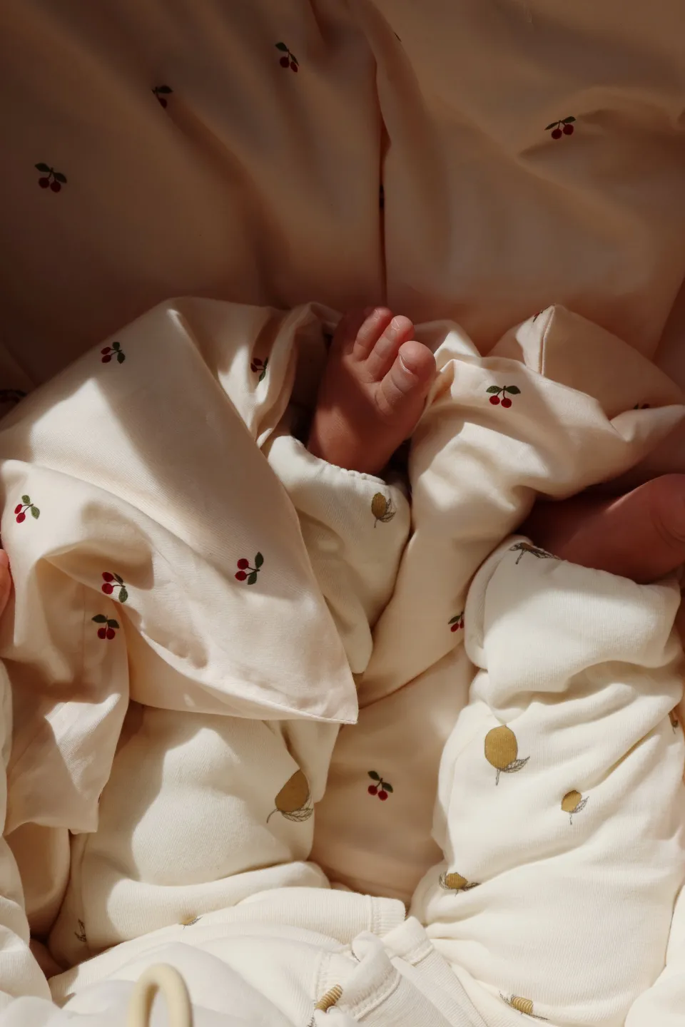 Konges Sløjd Sengeudstyr|baby sengesæt 70x100 - cherry