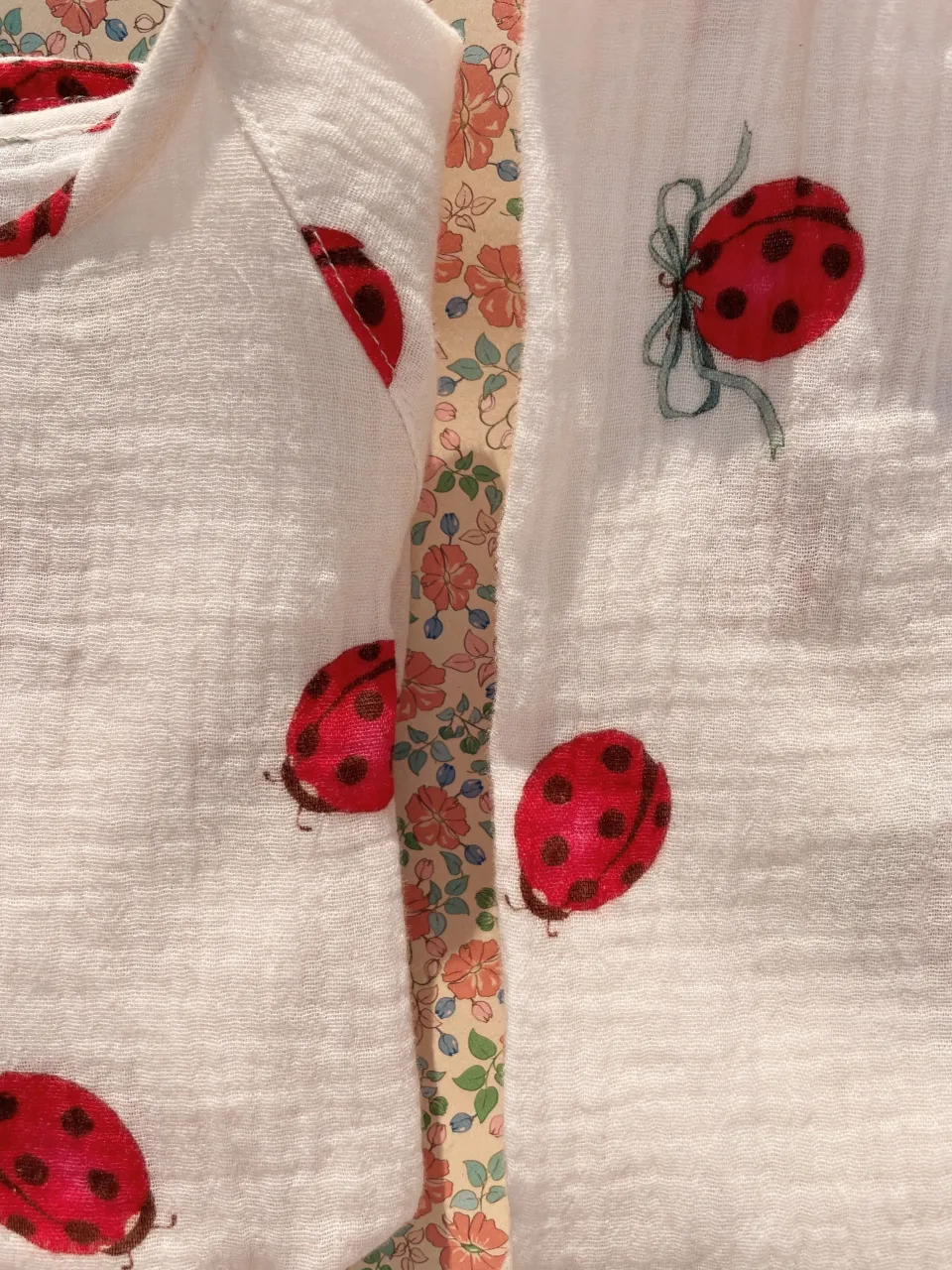 Konges Sløjd Overdele|Coco ladybug bluse - ladybug bow ladybugbow